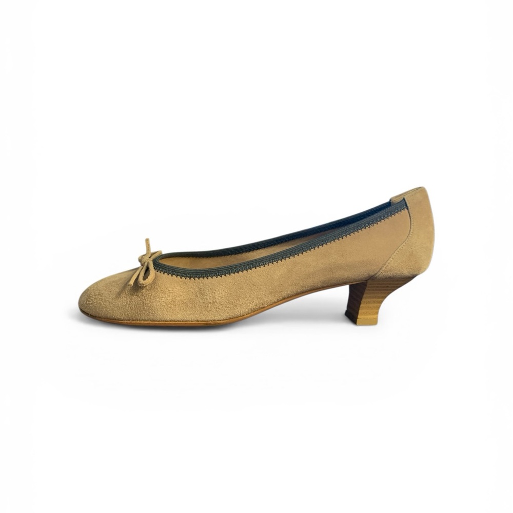 PARLANTI Tan Suede Kitten Heels